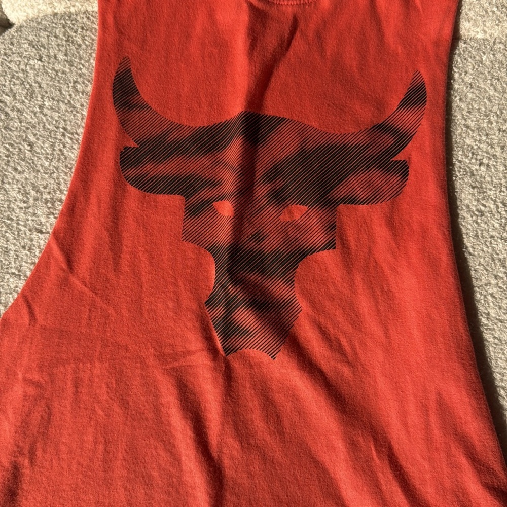 PROJECT ROCK MUSCLE TEE - Picture 2 of 2